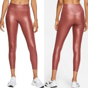 Nike Women’s Icon Clash Shimmer 7/8 Tights